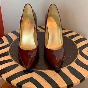 Ivanka Trump burgundy patent letter pumps